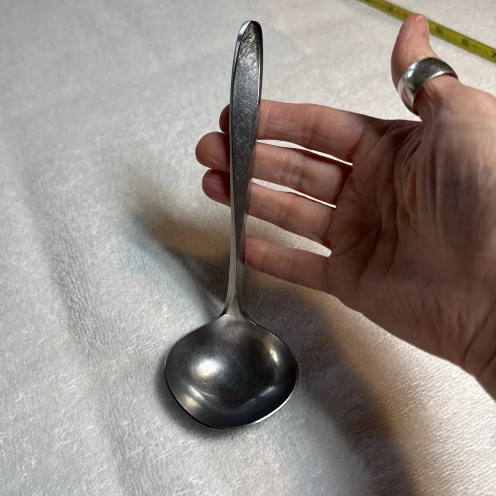 Ekco Eterna Corsair Vintage Stainless steel Ladle cross-hatched pattern